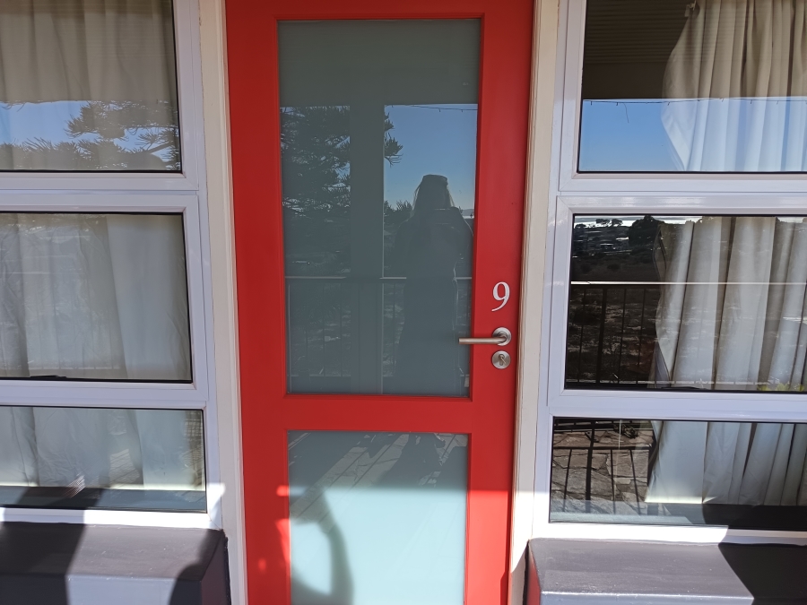 To Let 1 Bedroom Property for Rent in Villa Diamante Western Cape